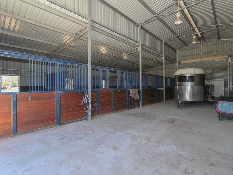 101 Brooklands Drive, Henley Brook WA 6055