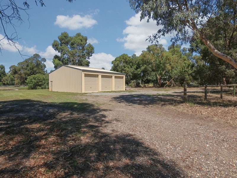 101 Brooklands Drive, Henley Brook WA 6055
