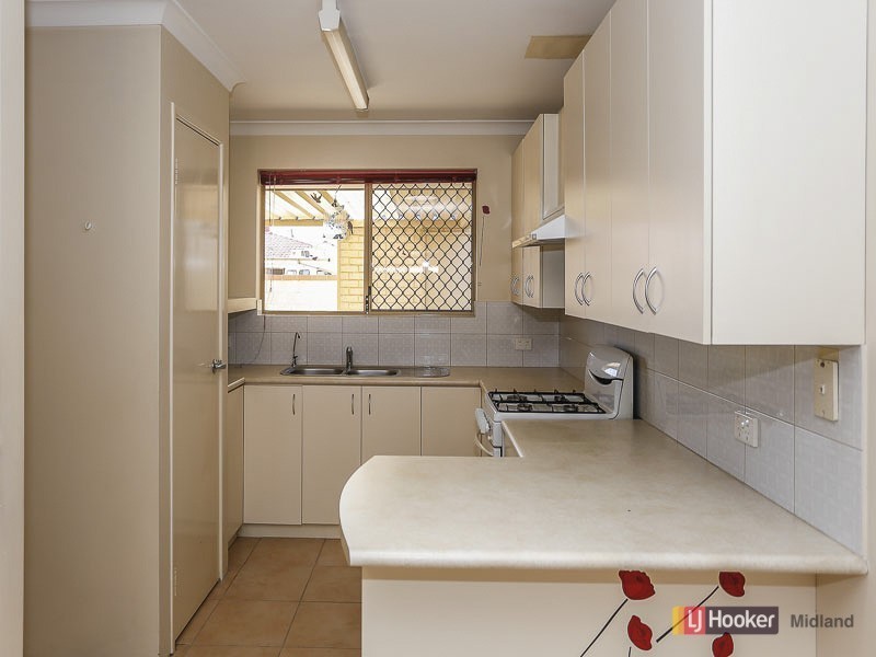 10/30 Victoria Parade, Midvale WA 6056