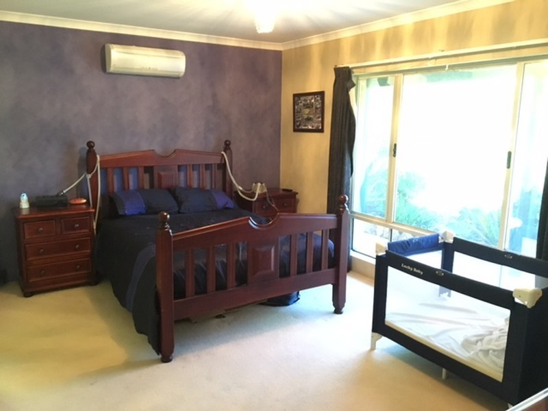 12 Gannon Glen, Mundaring WA 6073