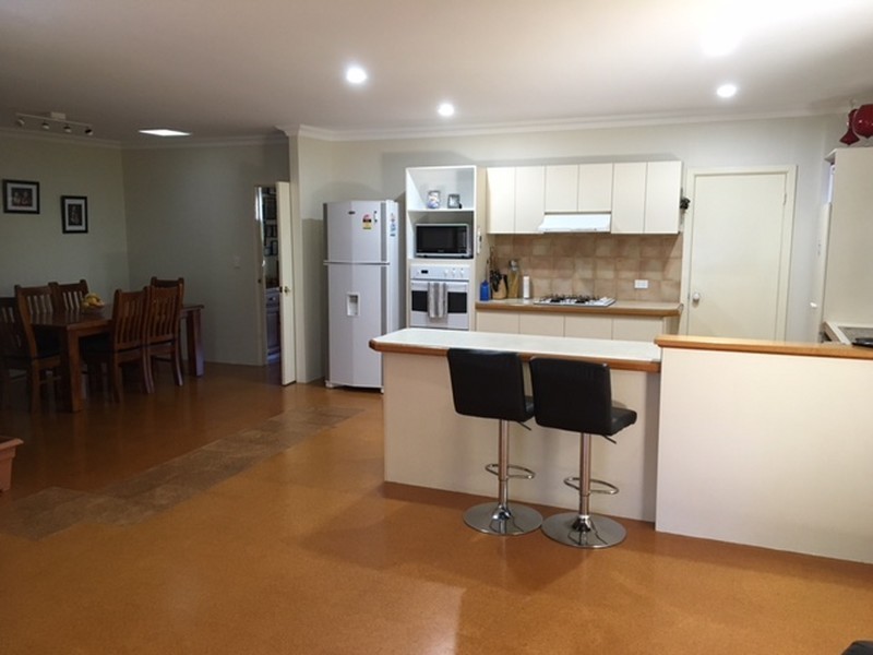 12 Gannon Glen, Mundaring WA 6073