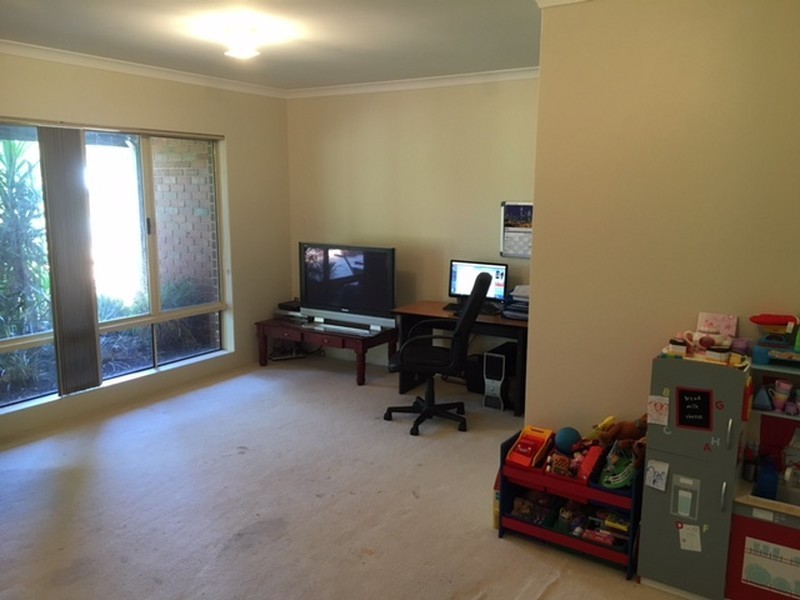 12 Gannon Glen, Mundaring WA 6073