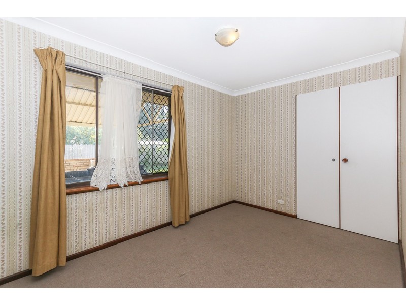 51 Bougainvillea Ave, Forrestfield WA 6058