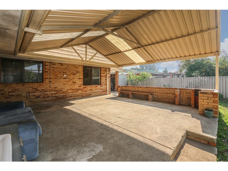 51 Bougainvillea Ave, Forrestfield WA 6058