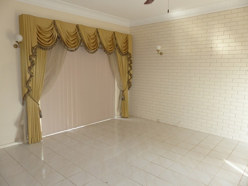 30 Stirling Road, Greenmount WA 6056