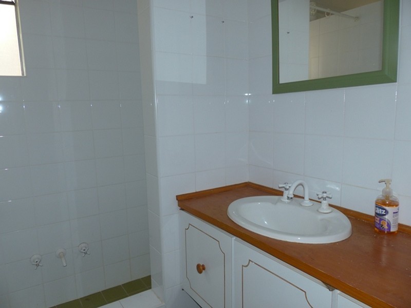 30 Stirling Road, Greenmount WA 6056