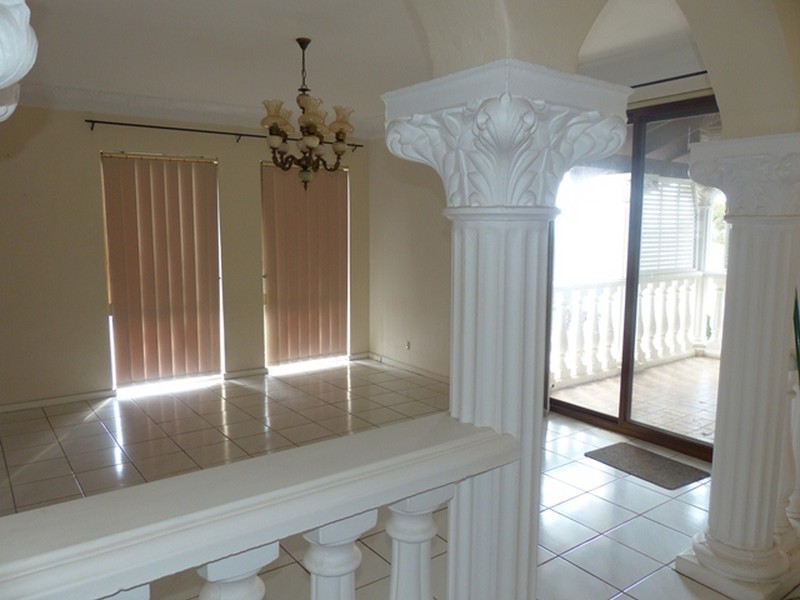 30 Stirling Road, Greenmount WA 6056