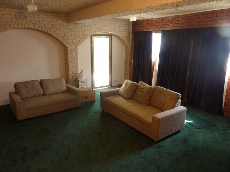 30 Stirling Road, Greenmount WA 6056