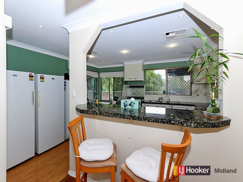 370 Horwood Road, Swan View WA 6056