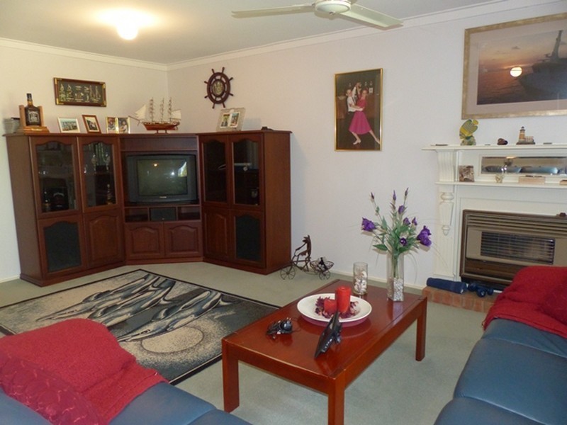 5 Terrigal Place, Maida Vale WA 6057
