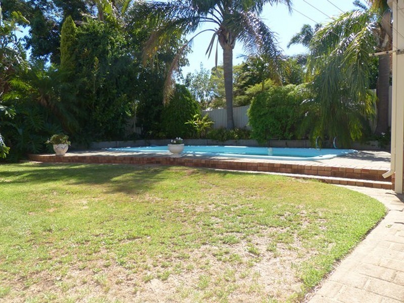 5 Terrigal Place, Maida Vale WA 6057