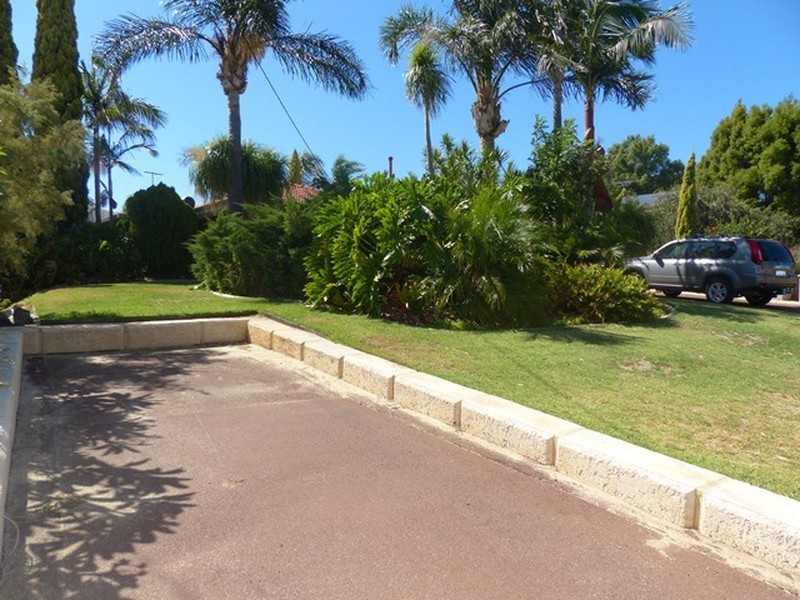 5 Terrigal Place, Maida Vale WA 6057