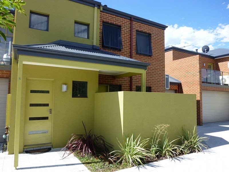 2/62 Sayer Street, Midland WA 6056