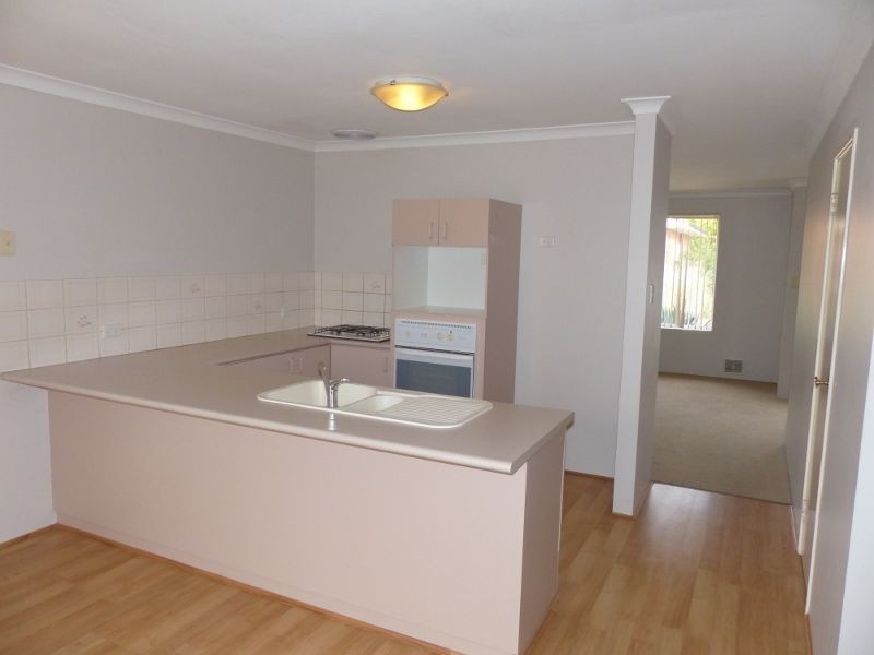 Unit 18/11 Elvire Street, Viveash WA 6056