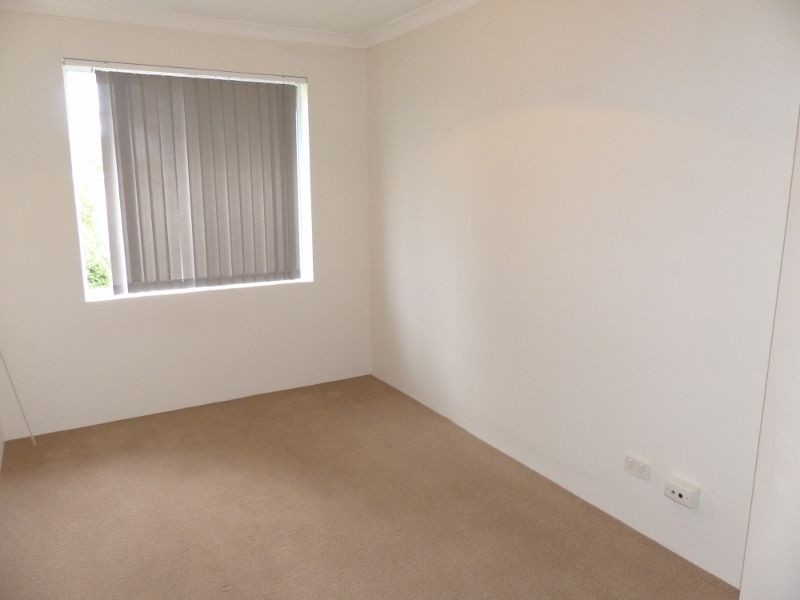 Unit 18/11 Elvire Street, Viveash WA 6056