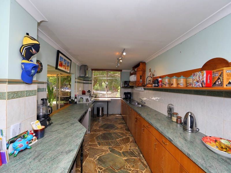 3745 Stoneville Road, Stoneville WA 6081