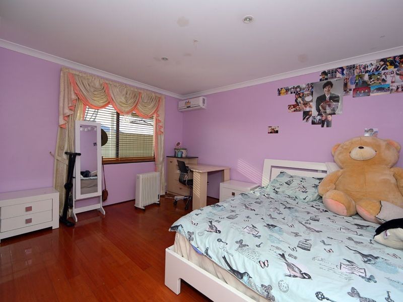 17 Narranbee Ridge, Tapping WA 6065