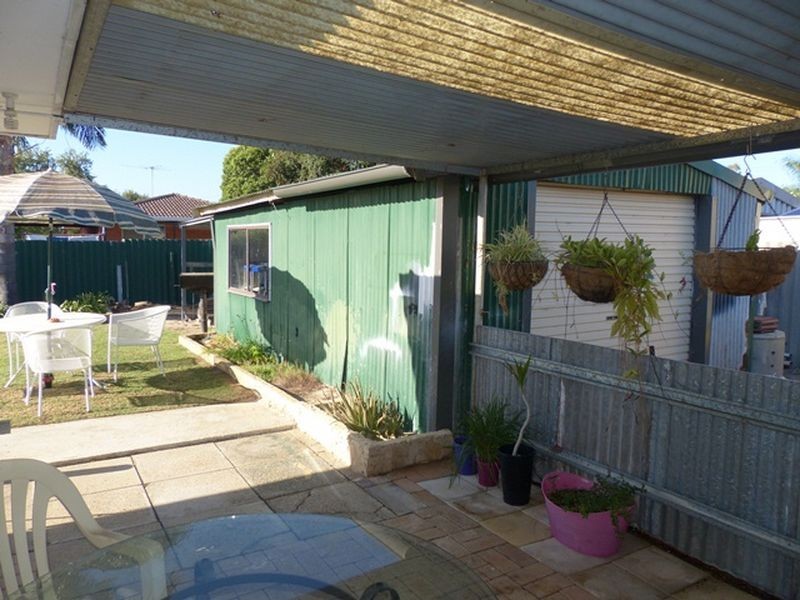 25 Salisbury Road, Midvale WA 6056