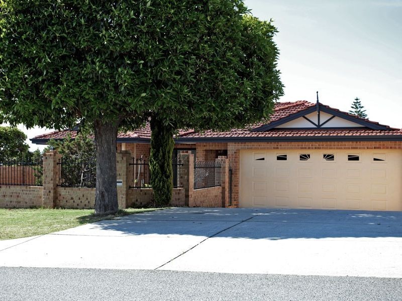 1A Eastbourne Crescent, Nollamara WA 6061