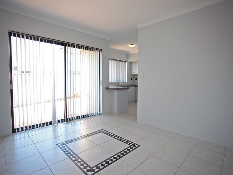 1A Eastbourne Crescent, Nollamara WA 6061