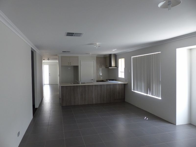 26 Wiltshire Avenue, Jane Brook WA 6056