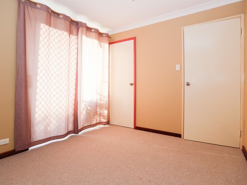 17 Griffith Way, Thornlie WA 6108