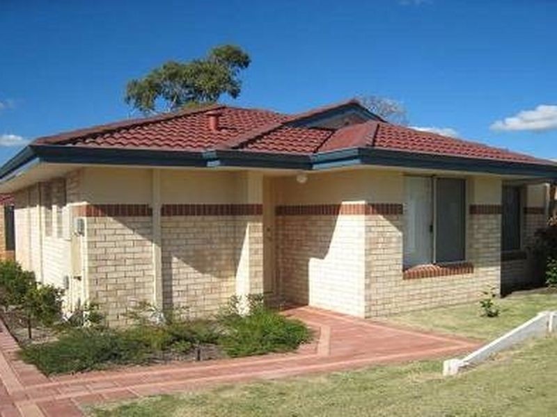4/5 Whitfield Street, Bassendean WA 6054
