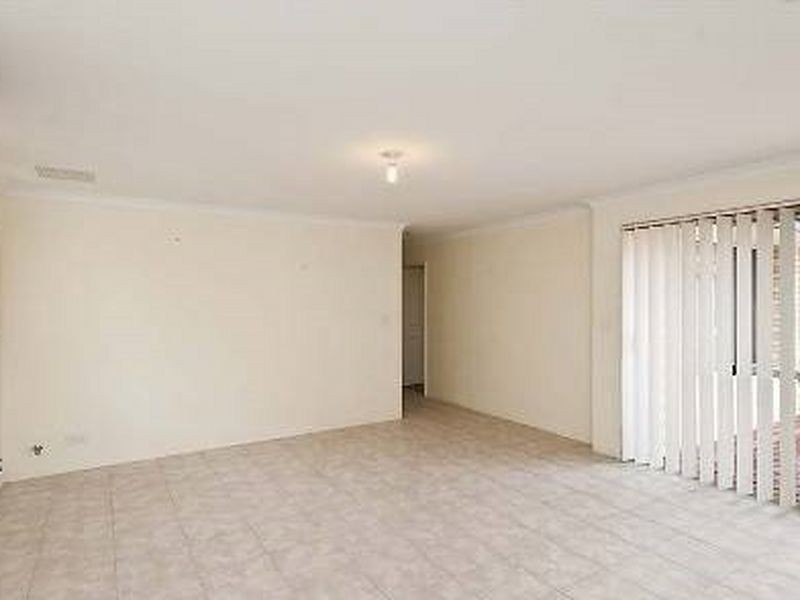 4/5 Whitfield Street, Bassendean WA 6054