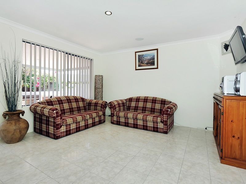 48 Sunray Circle, Ellenbrook WA 6069