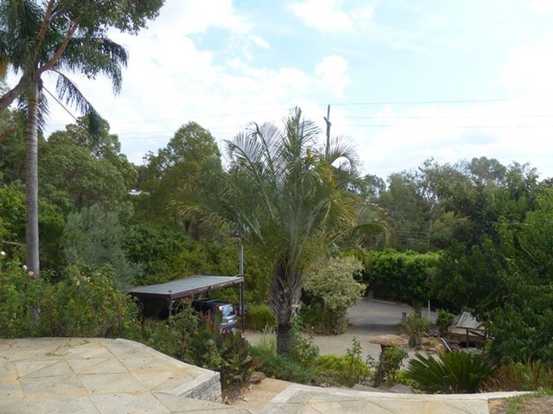 30 Stirling Road, Greenmount WA 6056