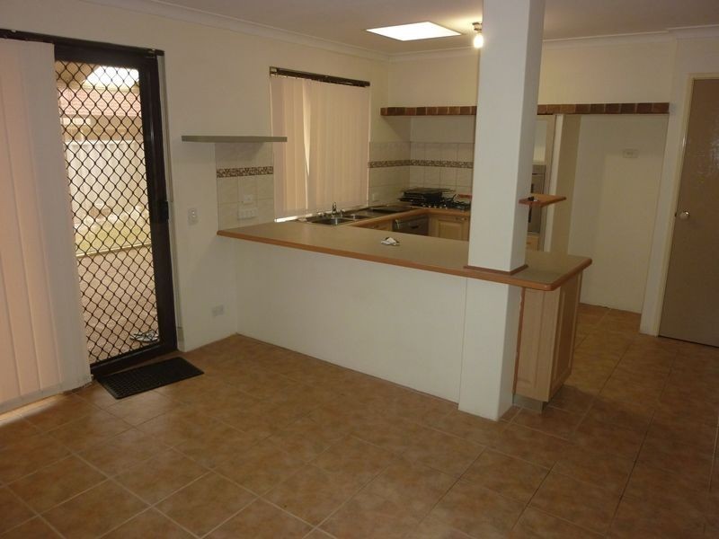 24 Timberlane Cres, Beechboro WA 6063