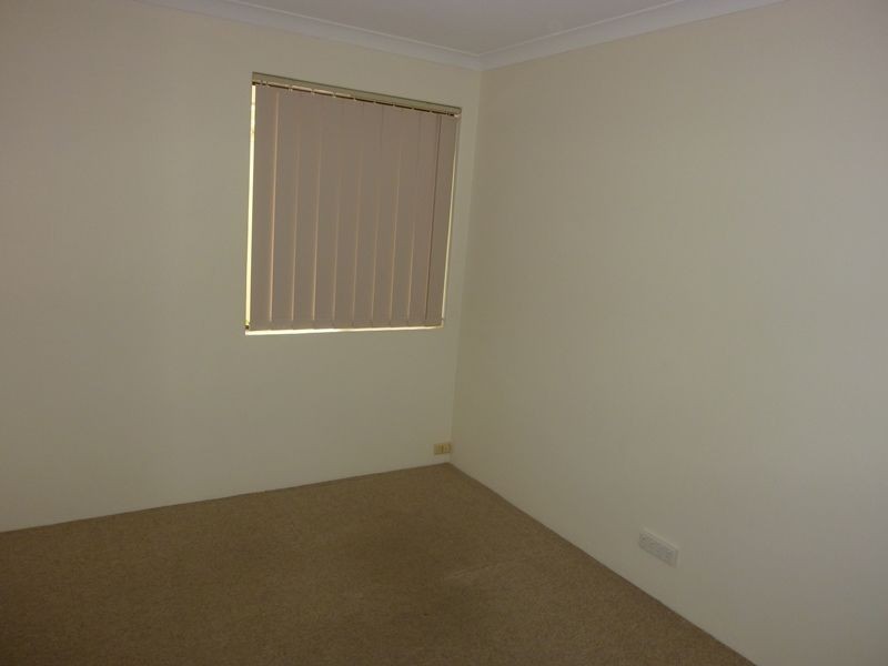 24 Timberlane Cres, Beechboro WA 6063