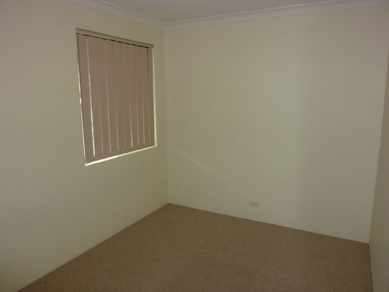 24 Timberlane Cres, Beechboro WA 6063