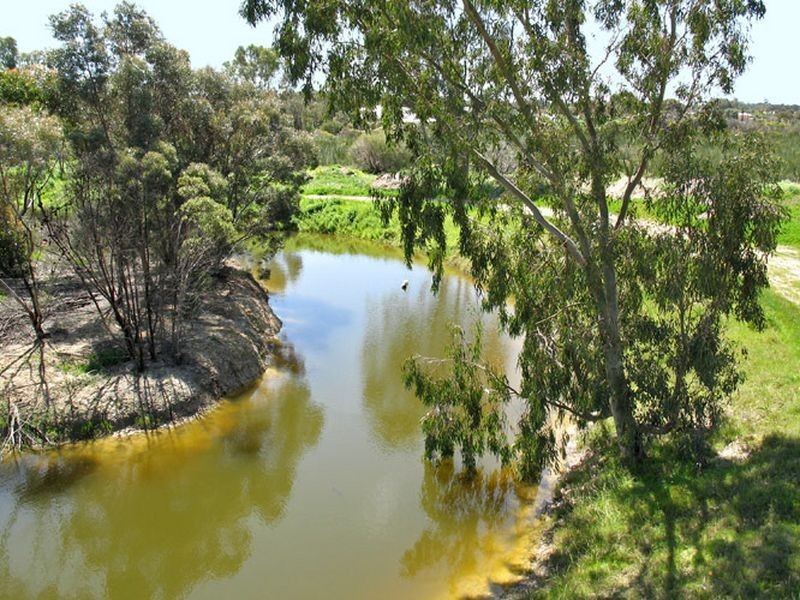 70 Brook Road, Kenwick WA 6107