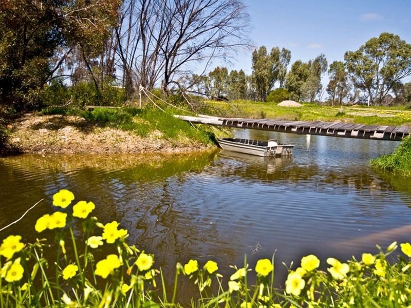70 Brook Road, Kenwick WA 6107