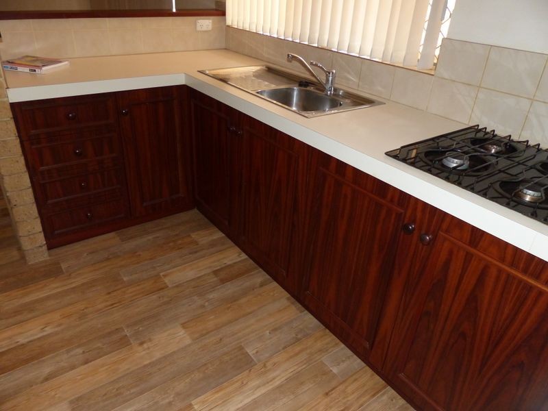 855 Katharine Street, Bellevue WA 6056