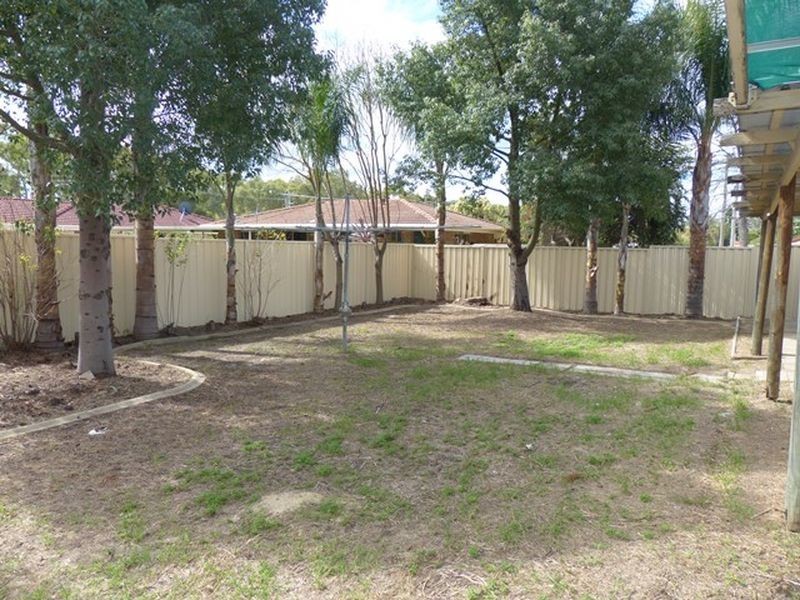 16 Roger Street, Midland WA 6056