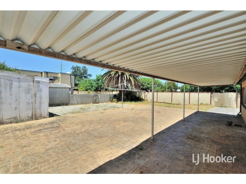 141 Morrison Rd, Midland WA 6056