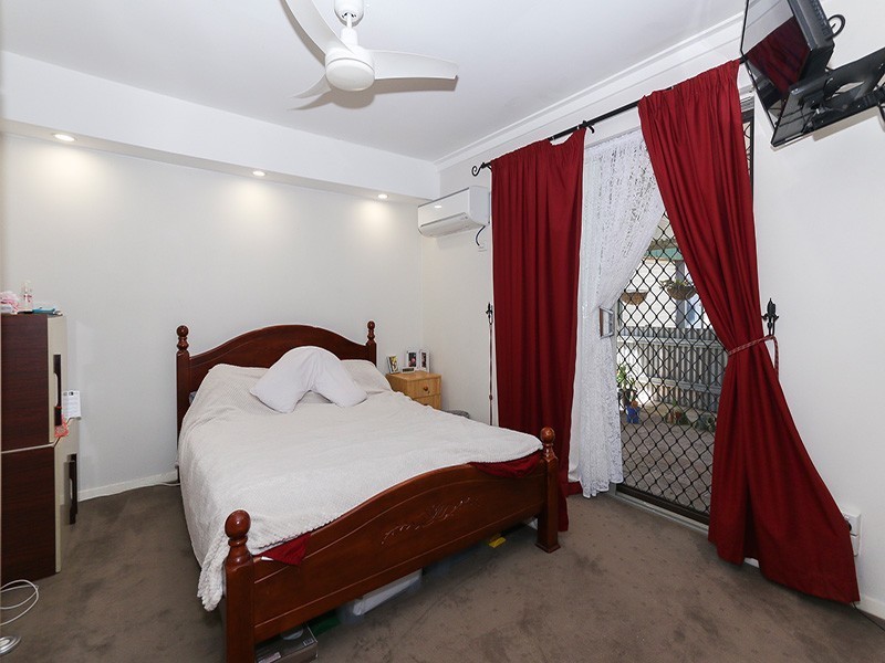 25 Salisbury Road, Midvale WA 6056