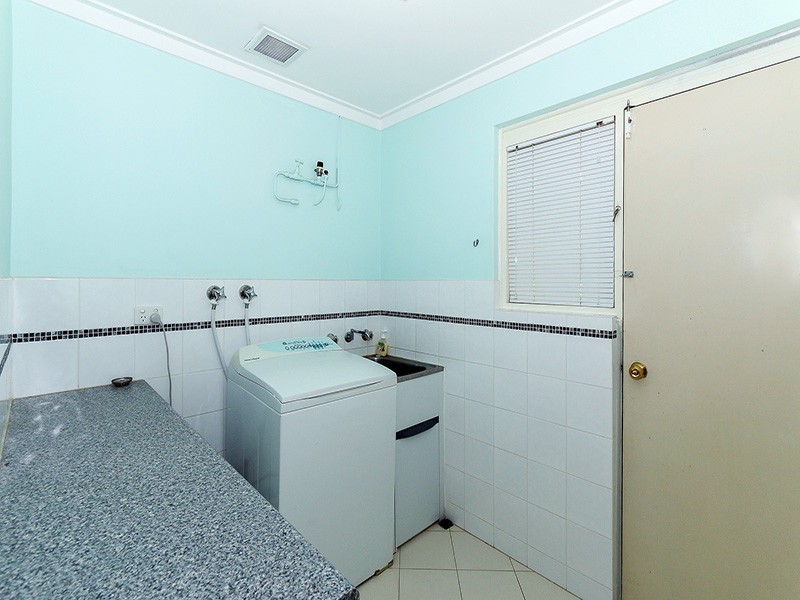 25 Salisbury Road, Midvale WA 6056