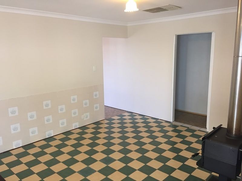 72 Lewis Jones Cross, Stratton WA 6056