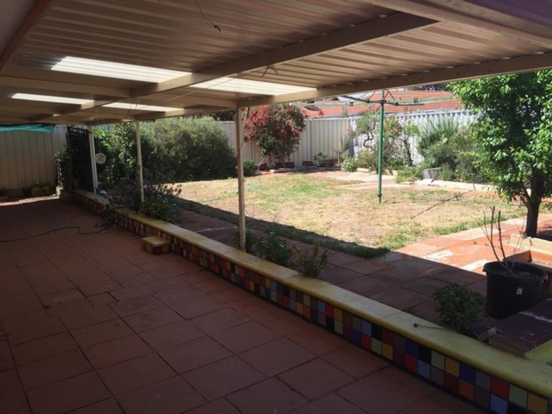 72 Lewis Jones Cross, Stratton WA 6056