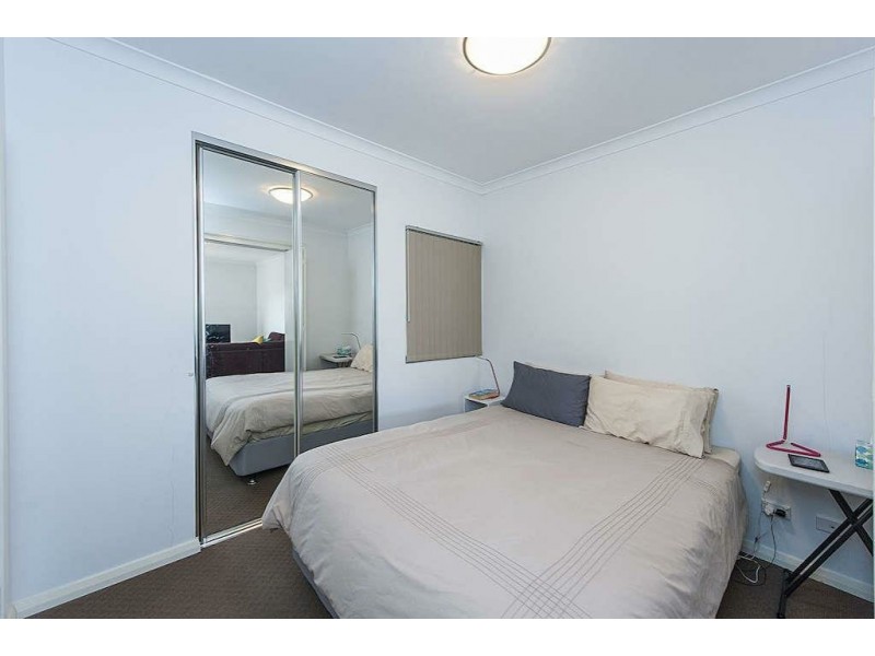 17/6 Keane Street, Midland WA 6056