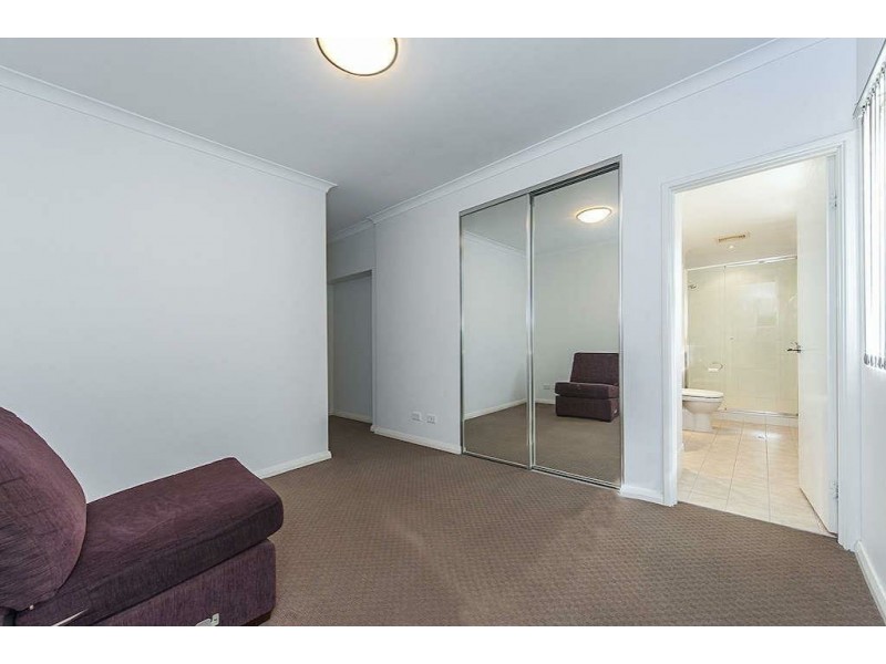 17/6 Keane Street, Midland WA 6056