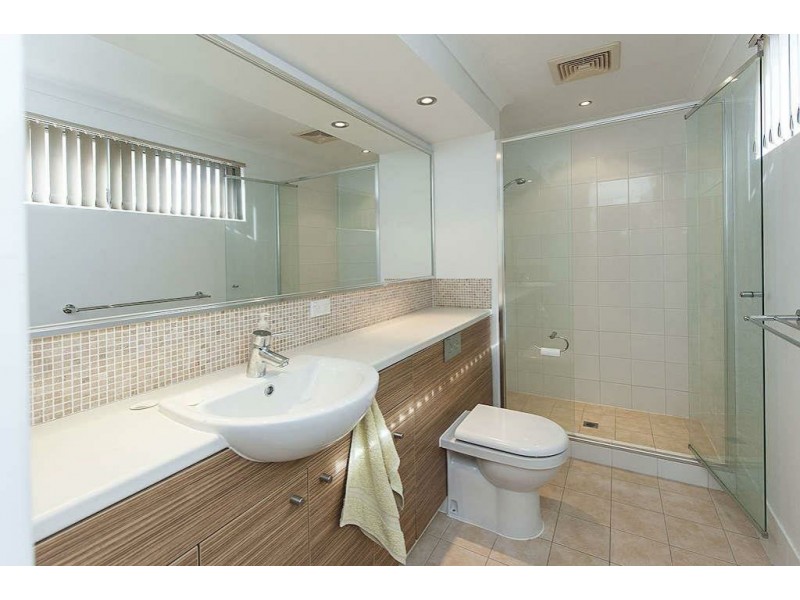 17/6 Keane Street, Midland WA 6056