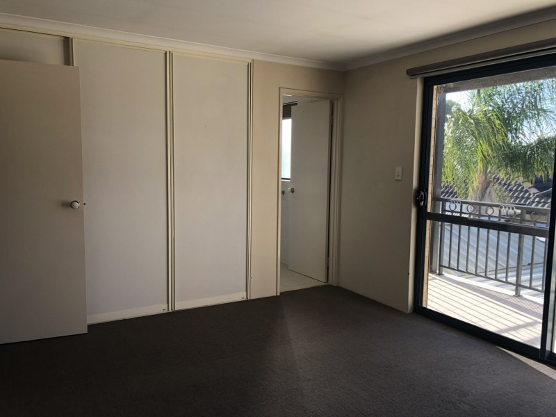 6 The Fairways, The Vines WA 6069