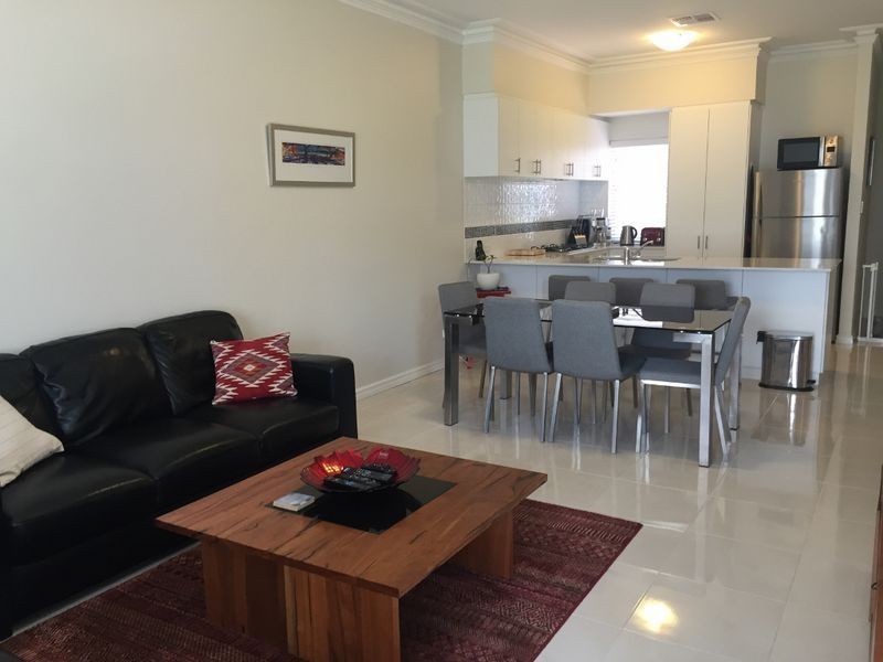 14B Aquaviva Circle, Viveash WA 6056