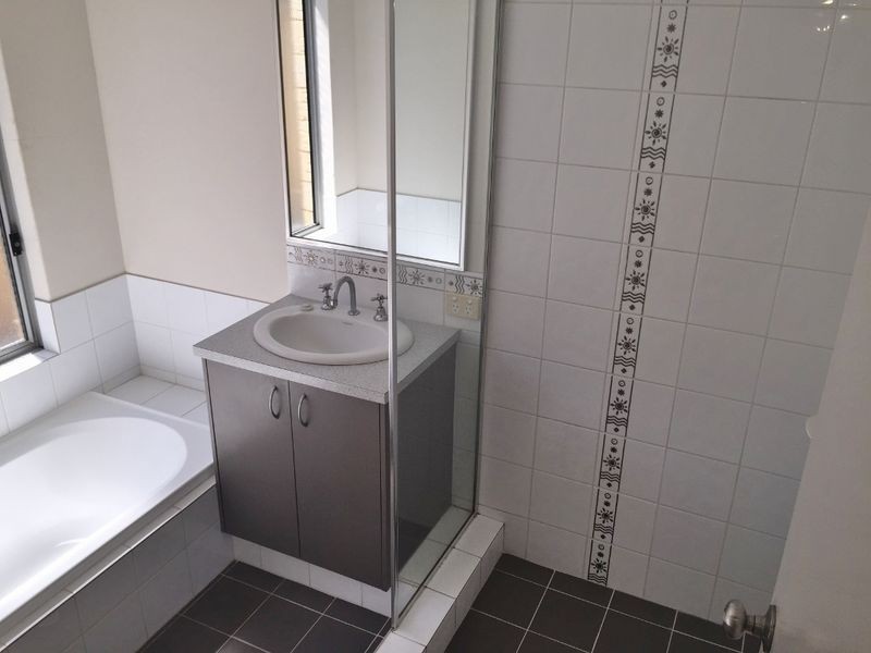 5 Carlisle Court, Middle Swan WA 6056