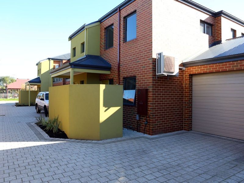 2/62 Sayer Street, Midland WA 6056