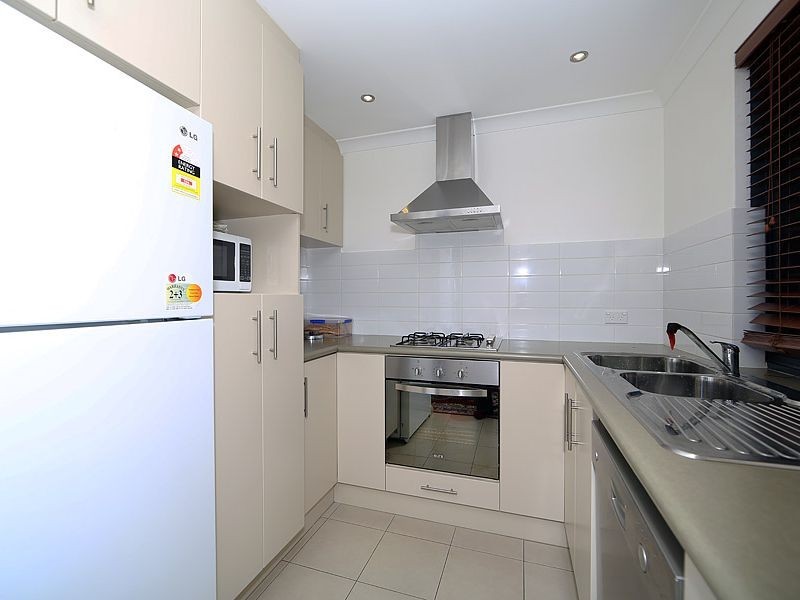 2/62 Sayer Street, Midland WA 6056
